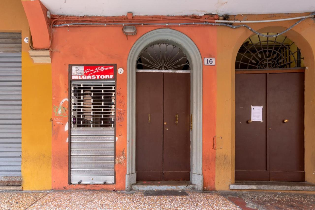 Universita E Centro Storico Mascarella Apartment Bologna Luaran gambar