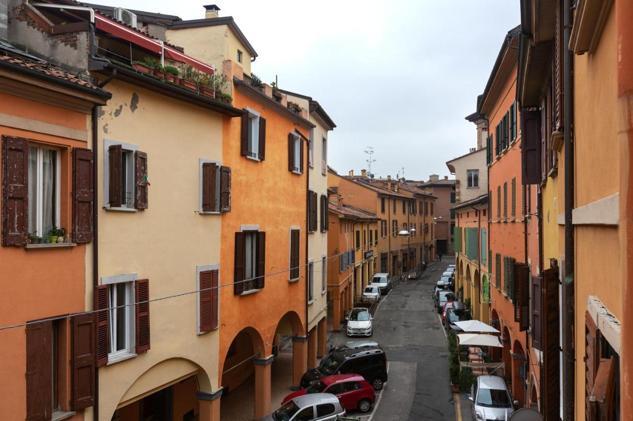 Universita E Centro Storico Mascarella Apartment Bologna Luaran gambar